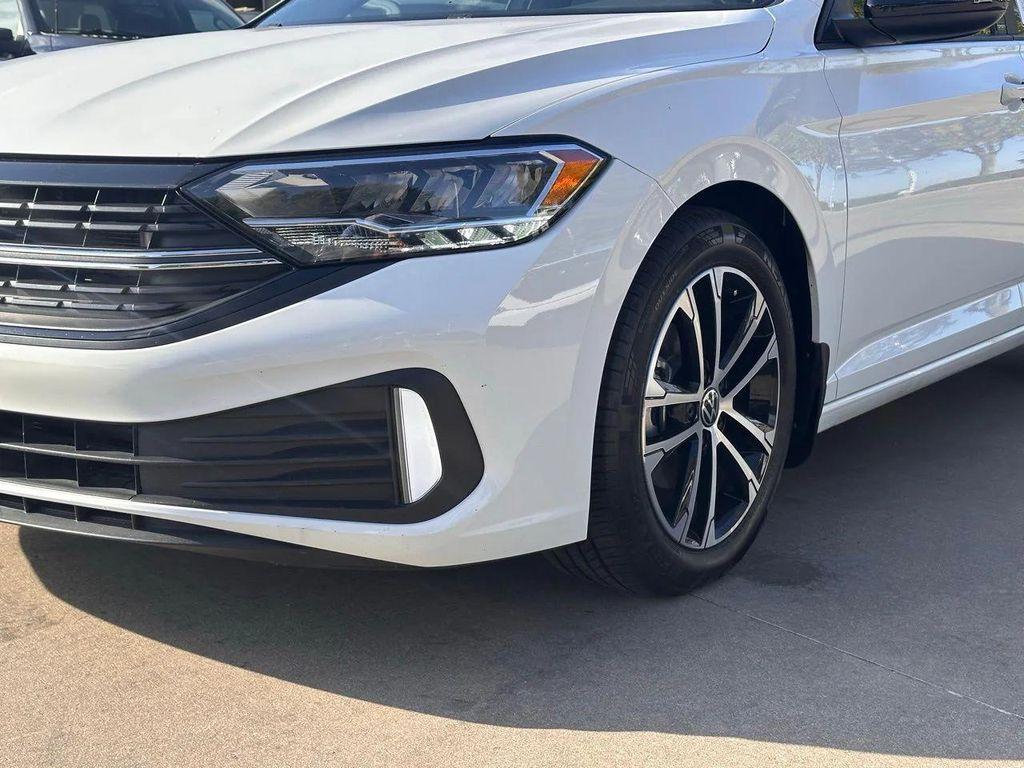 used 2024 Volkswagen Jetta car, priced at $18,151