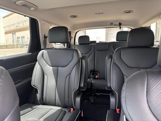 new 2025 Hyundai Palisade car, priced at $45,928