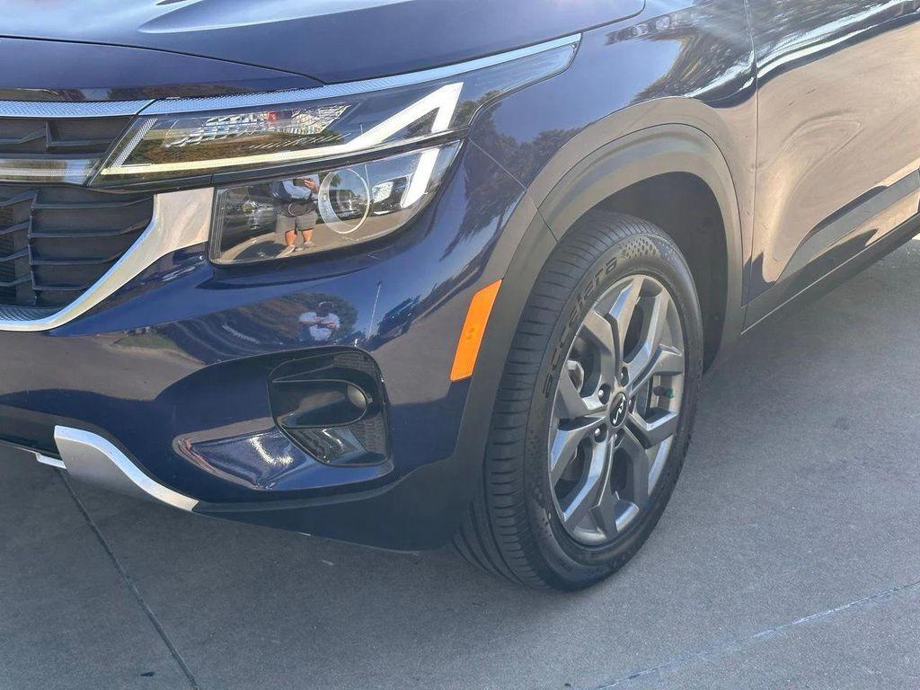 used 2024 Kia Seltos car, priced at $18,305