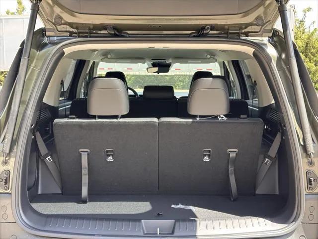 new 2025 Hyundai Santa Fe car, priced at $35,905