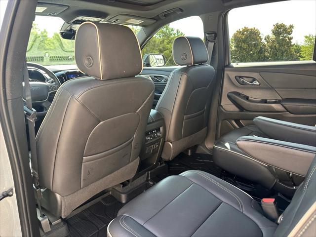 used 2023 Chevrolet Traverse car, priced at $39,588