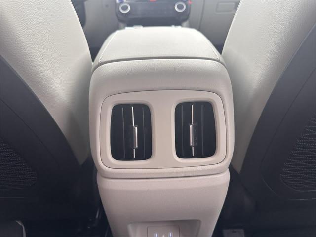 new 2025 Hyundai TUCSON Hybrid car, priced at $42,691