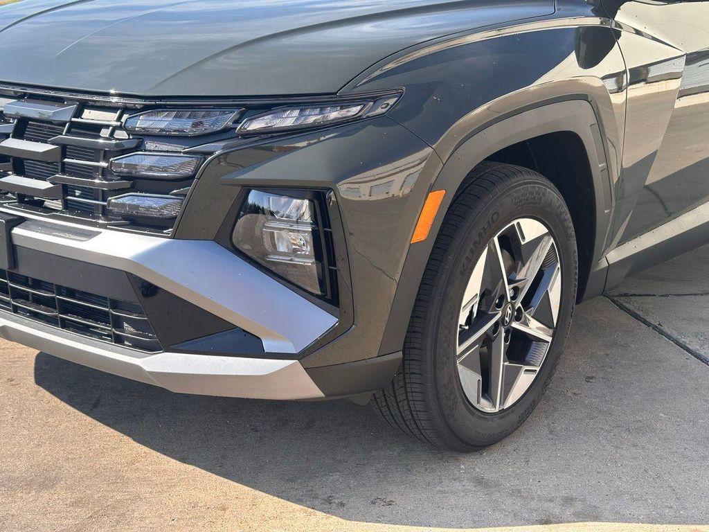 new 2025 Hyundai Tucson car, priced at $26,367