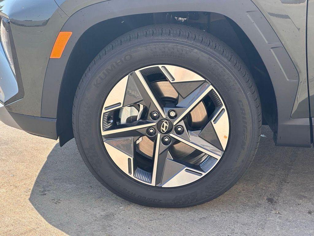 new 2025 Hyundai Tucson car, priced at $26,367