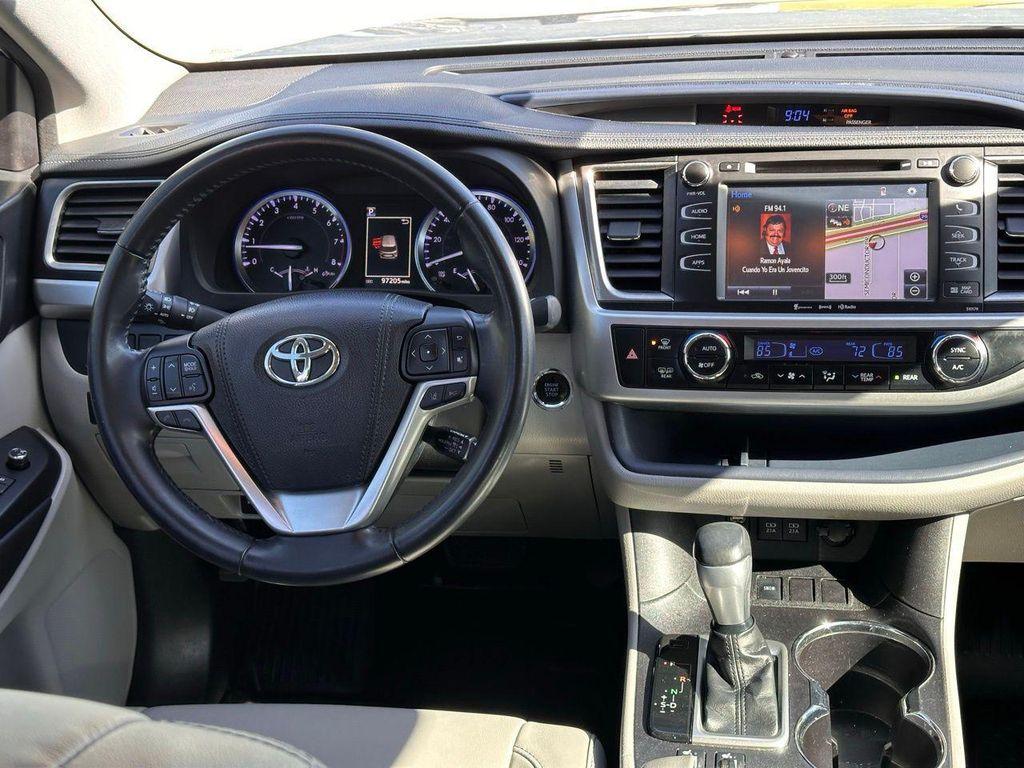 used 2018 Toyota Highlander car, priced at $21,633