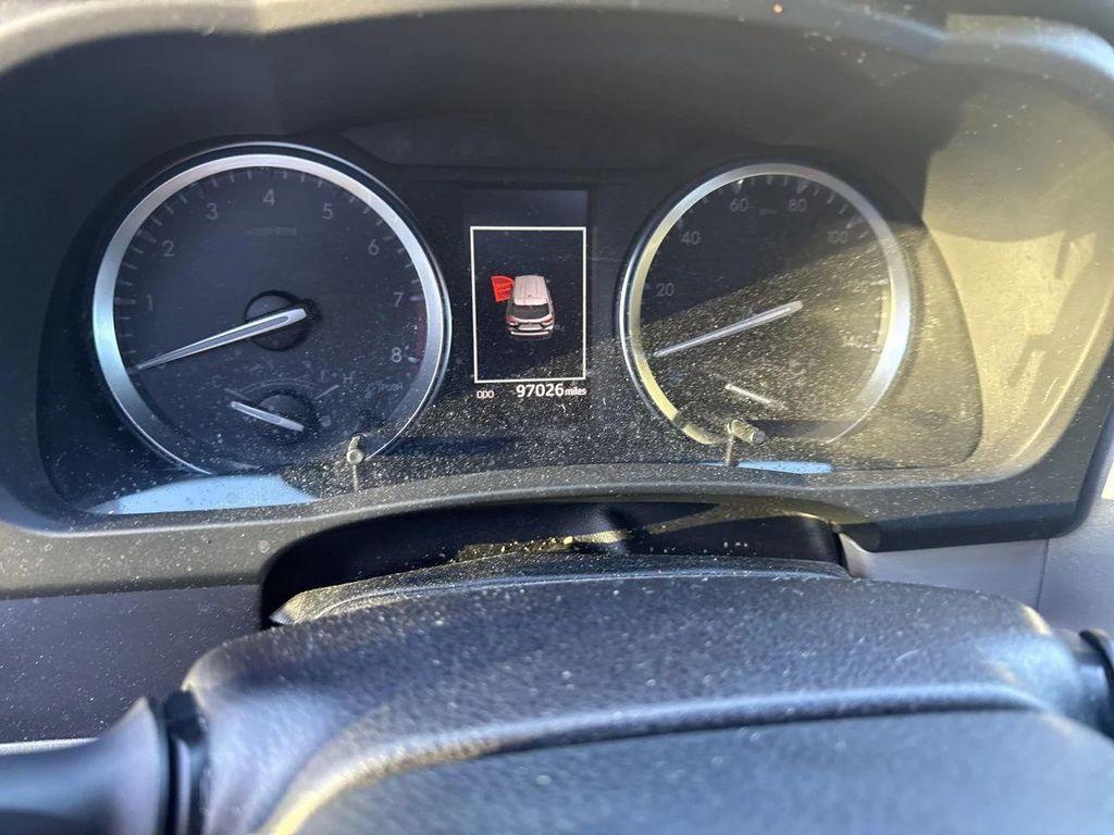 used 2018 Toyota Highlander car, priced at $22,688