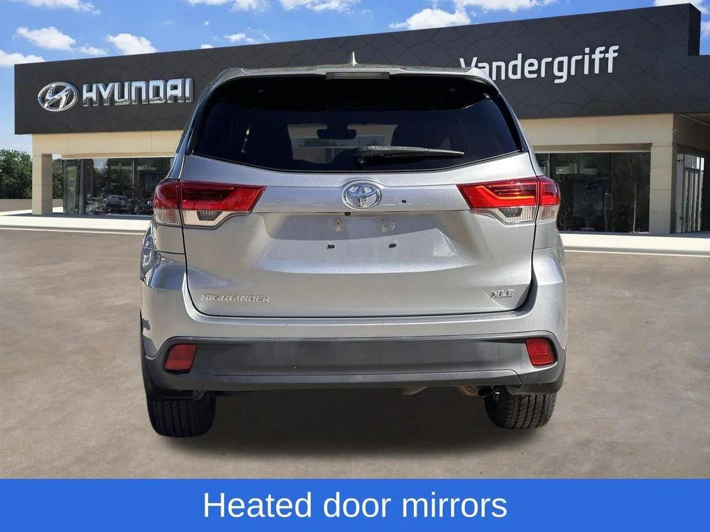 used 2018 Toyota Highlander car, priced at $21,633