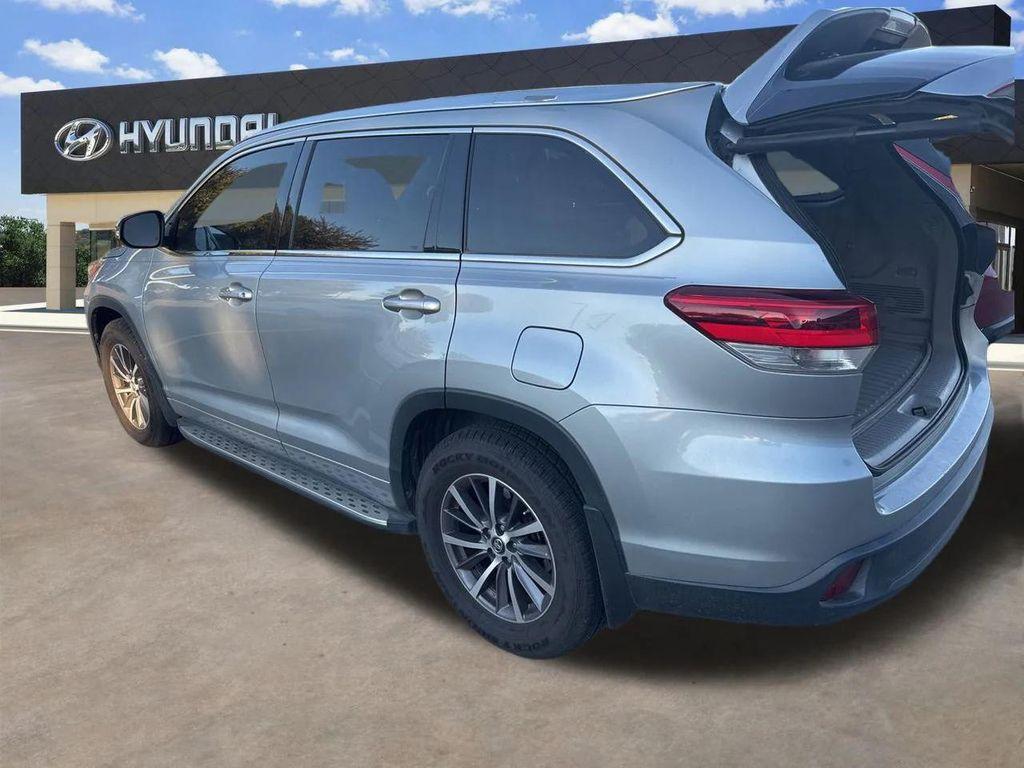 used 2018 Toyota Highlander car, priced at $22,688