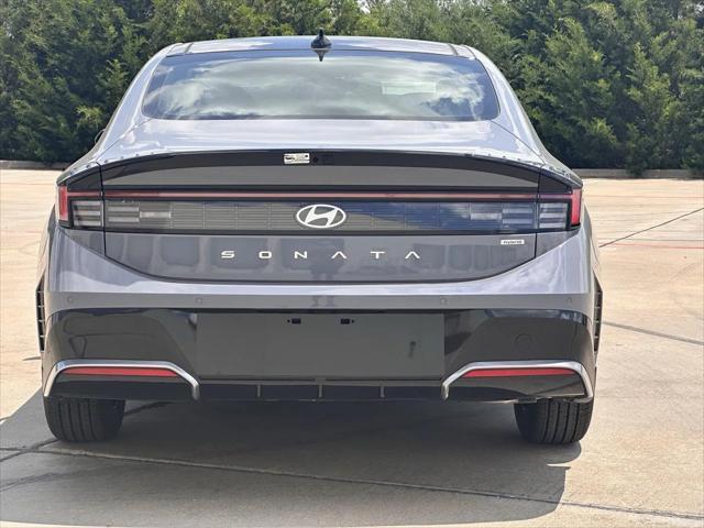 new 2025 Hyundai Sonata Hybrid car, priced at $39,003