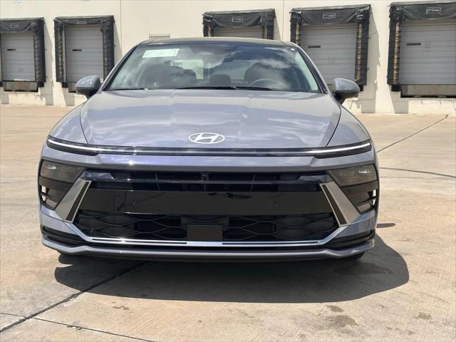 new 2025 Hyundai Sonata Hybrid car, priced at $39,003