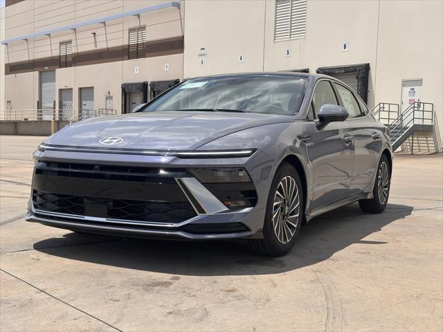 new 2025 Hyundai Sonata Hybrid car, priced at $38,003