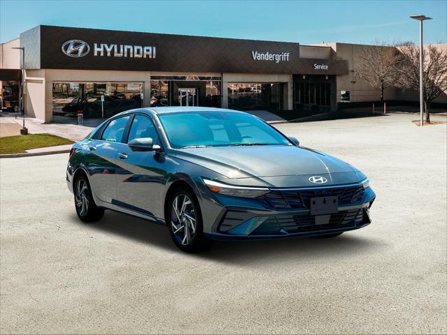 new 2025 Hyundai Elantra car, priced at $26,652