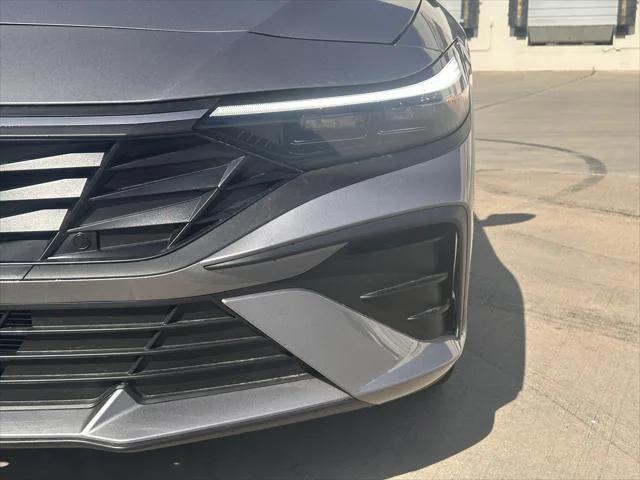 new 2025 Hyundai Elantra car, priced at $26,085