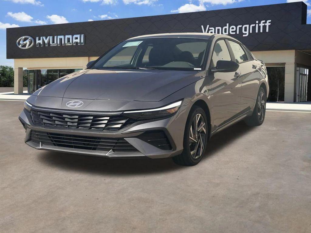 new 2025 Hyundai Elantra car, priced at $26,085