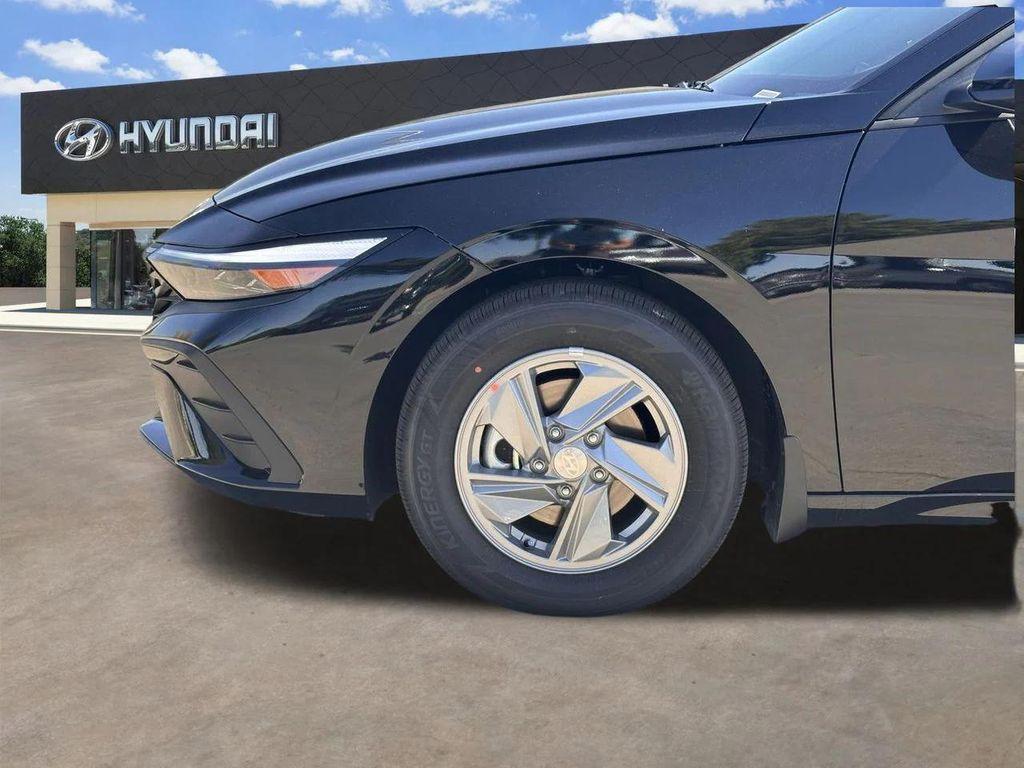 new 2025 Hyundai Elantra car, priced at $21,170