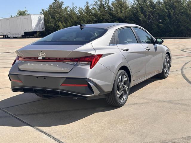new 2025 Hyundai Elantra car, priced at $27,902