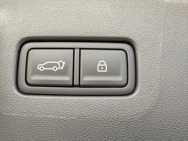 new 2025 Hyundai SANTA FE HEV car, priced at $47,346