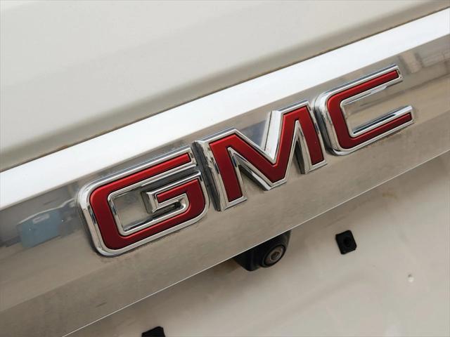 used 2021 GMC Yukon car, priced at $48,217