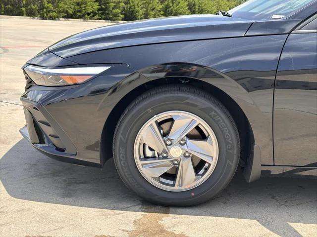 new 2025 Hyundai Elantra car, priced at $22,323