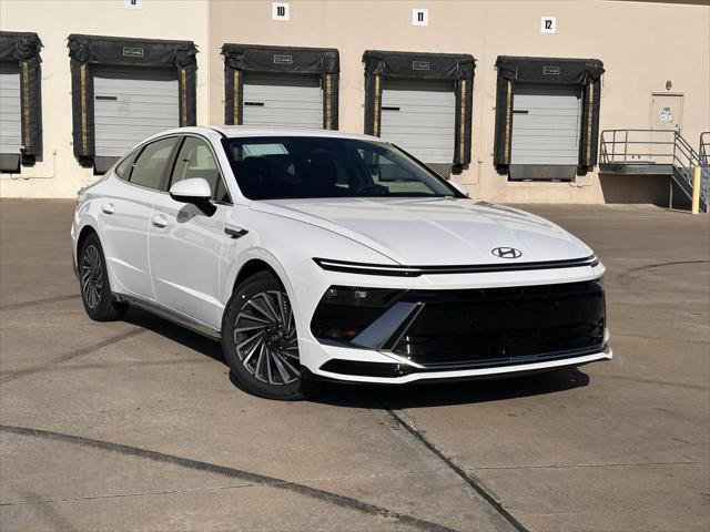 new 2025 Hyundai Sonata Hybrid car, priced at $32,957