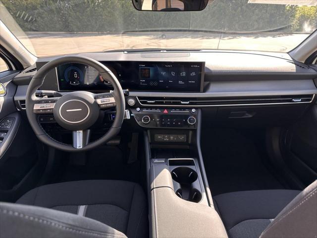 new 2025 Hyundai Sonata Hybrid car, priced at $32,957