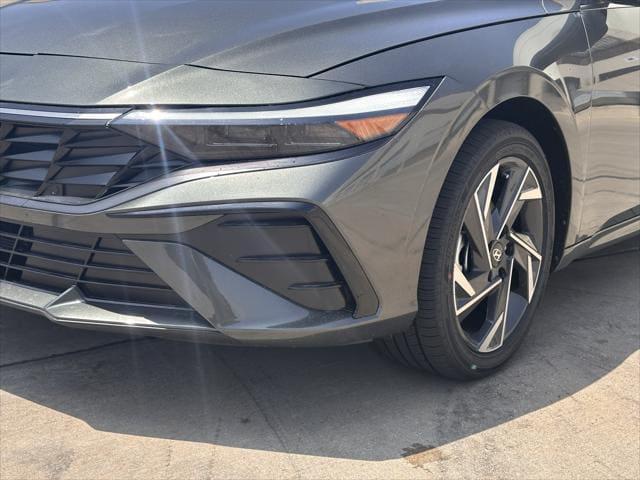 new 2025 Hyundai Elantra car, priced at $29,563