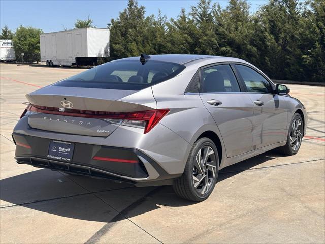 new 2025 Hyundai Elantra car, priced at $27,902