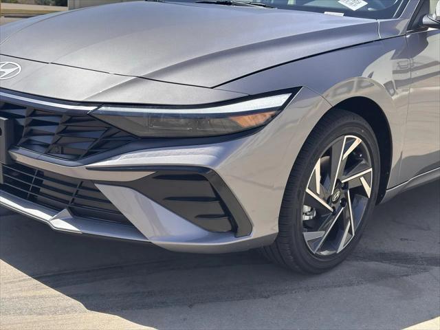new 2025 Hyundai Elantra car, priced at $27,902