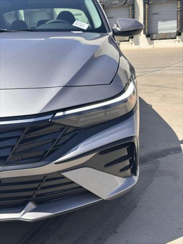 new 2025 Hyundai Elantra car, priced at $27,902