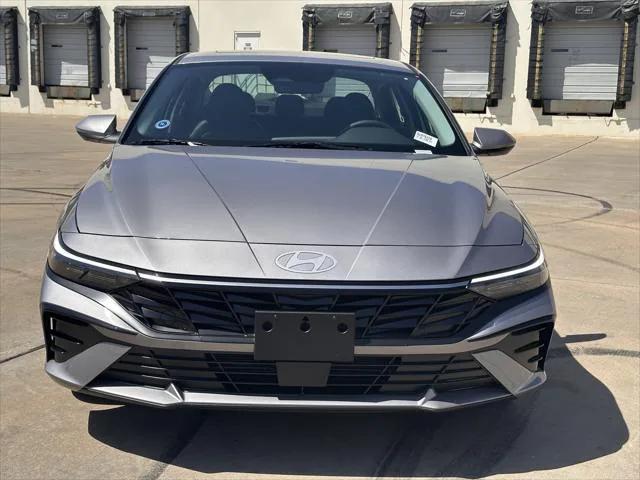new 2025 Hyundai Elantra car, priced at $26,652