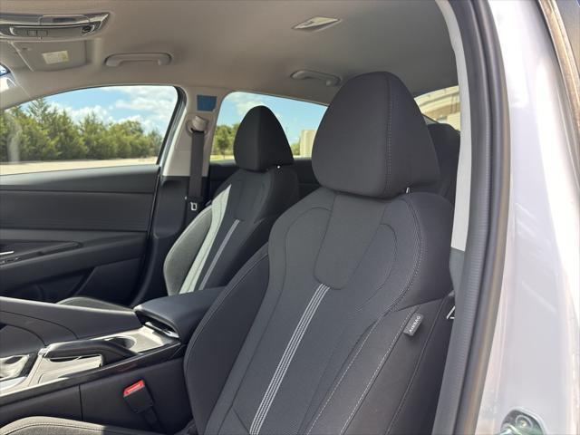 new 2025 Hyundai Elantra car, priced at $22,510