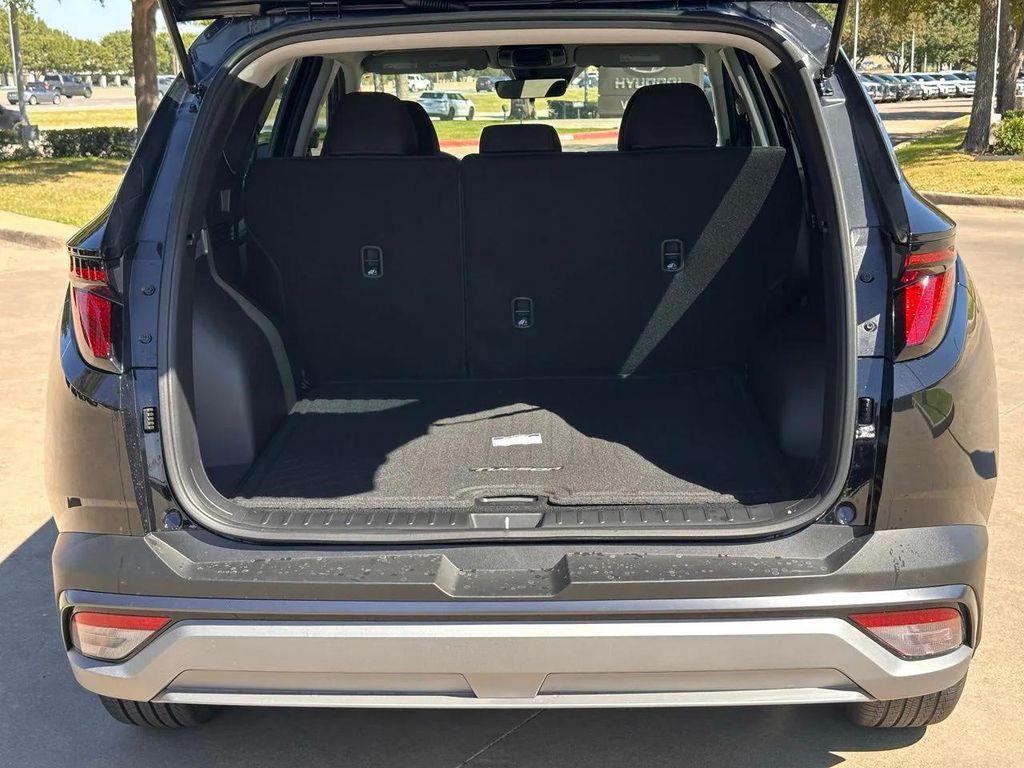 new 2026 Hyundai Tucson car, priced at $29,591