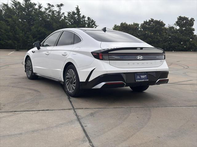 new 2025 Hyundai Sonata Hybrid car, priced at $39,327