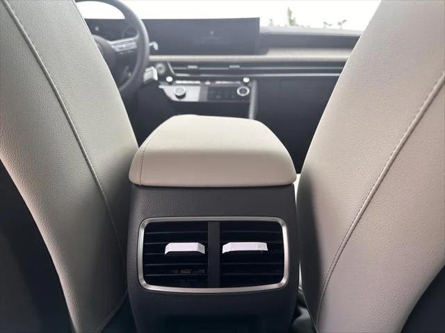 new 2025 Hyundai Sonata Hybrid car, priced at $37,827
