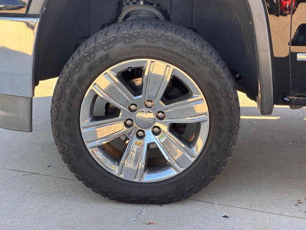 used 2017 GMC Sierra 1500 car, priced at $21,888