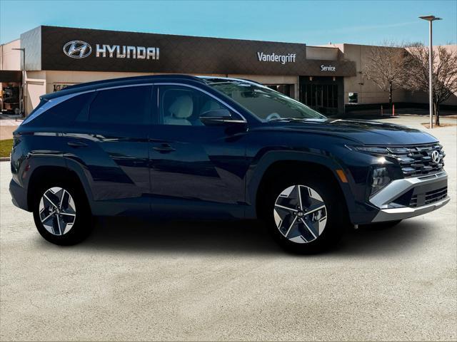 new 2025 Hyundai TUCSON Hybrid car, priced at $37,661