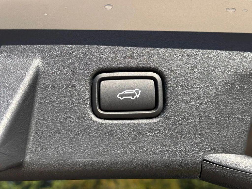 new 2026 Hyundai TUCSON Hybrid car, priced at $40,710