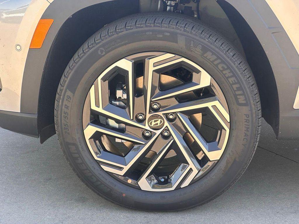 new 2026 Hyundai TUCSON Hybrid car, priced at $40,710