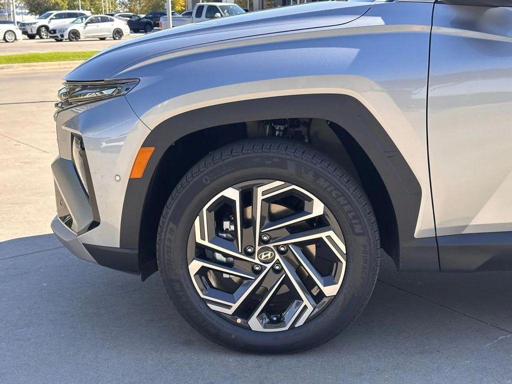 new 2026 Hyundai TUCSON Hybrid car, priced at $40,710