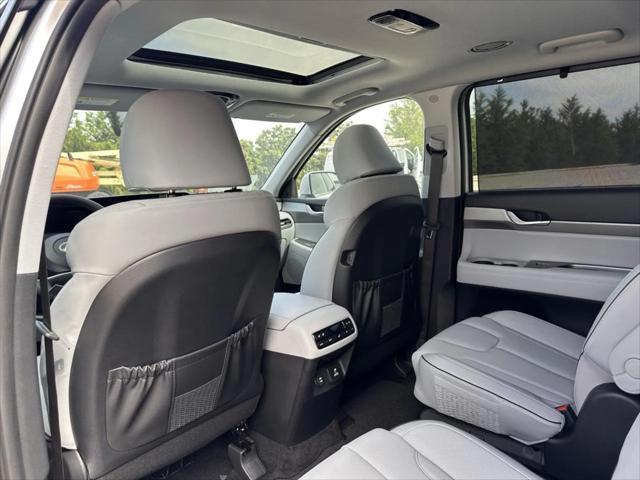 new 2025 Hyundai Palisade car, priced at $45,322