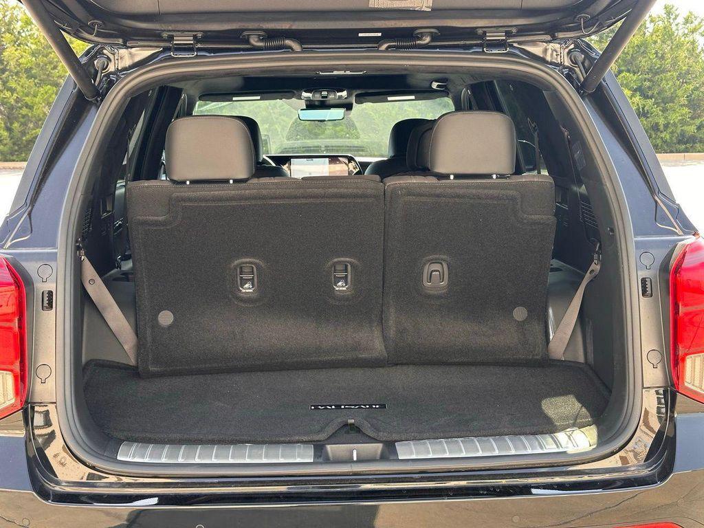new 2025 Hyundai Palisade car, priced at $53,734