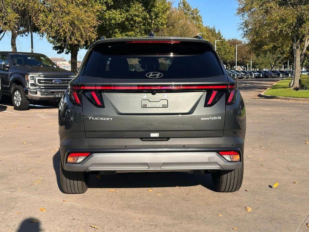 new 2026 Hyundai TUCSON Hybrid car, priced at $40,710