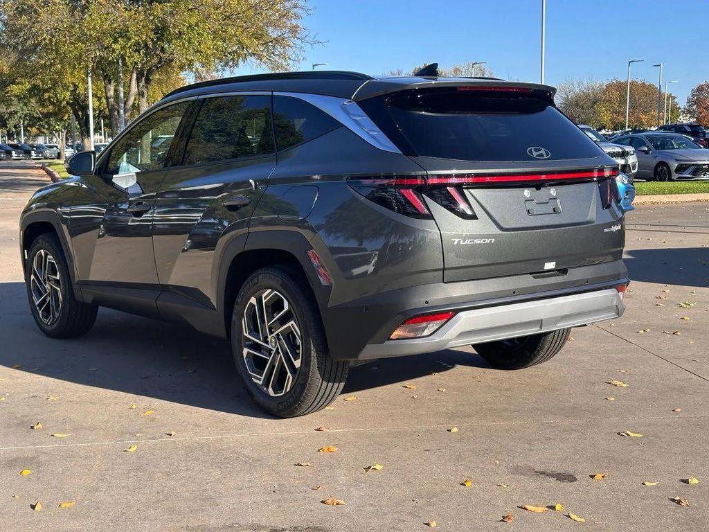 new 2026 Hyundai TUCSON Hybrid car, priced at $40,710