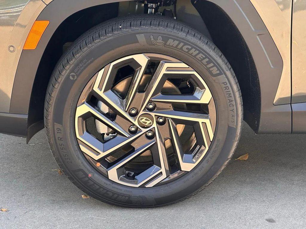new 2026 Hyundai TUCSON Hybrid car, priced at $40,710