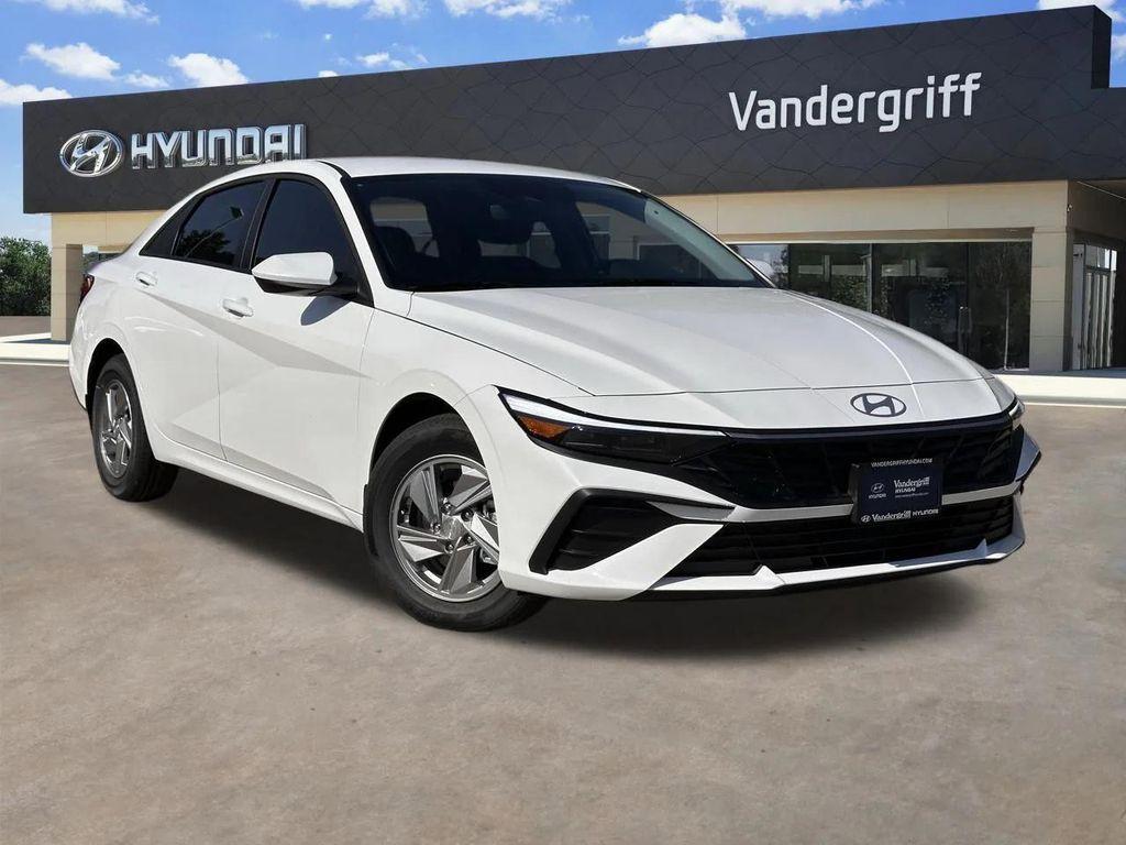 new 2025 Hyundai Elantra car, priced at $21,670