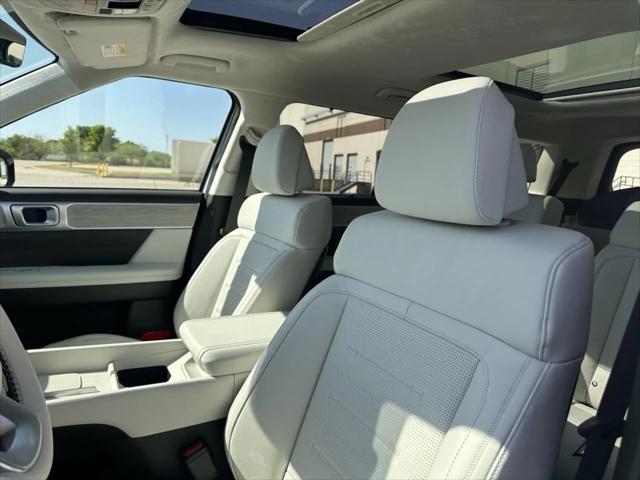new 2025 Hyundai Santa Fe car, priced at $45,102