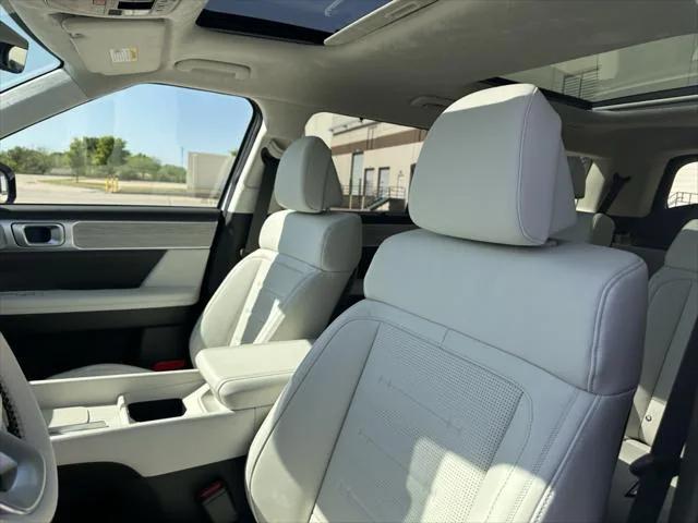 new 2025 Hyundai Santa Fe car, priced at $46,102