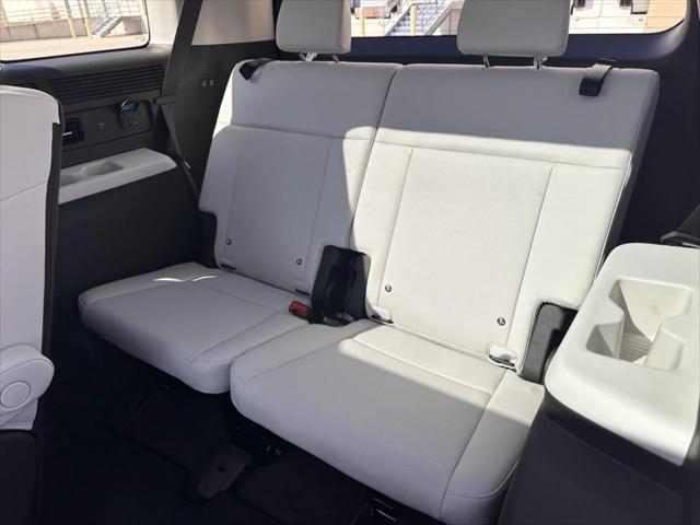 new 2025 Hyundai Santa Fe car, priced at $45,102