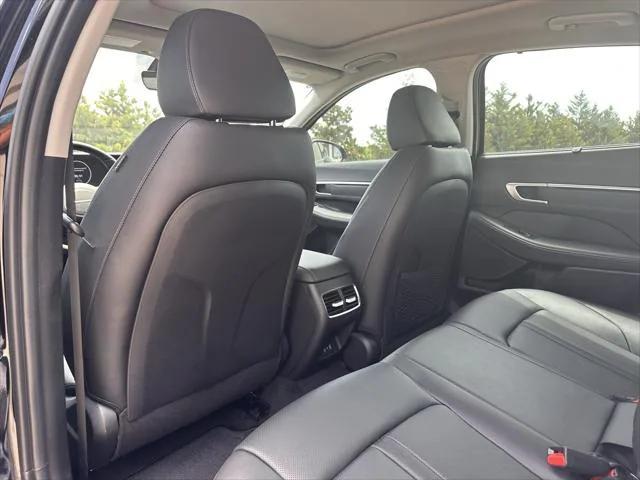 new 2025 Hyundai Sonata Hybrid car, priced at $37,503