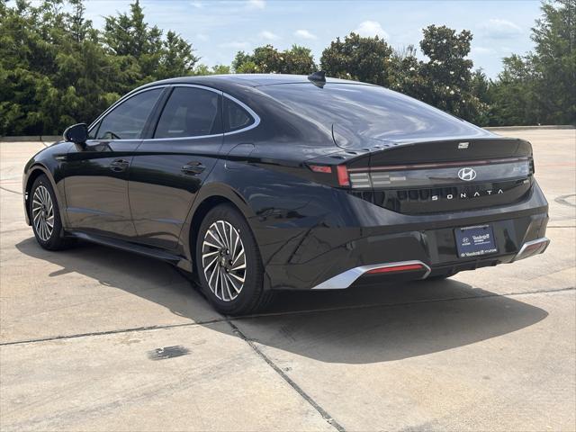 new 2025 Hyundai Sonata Hybrid car, priced at $37,503